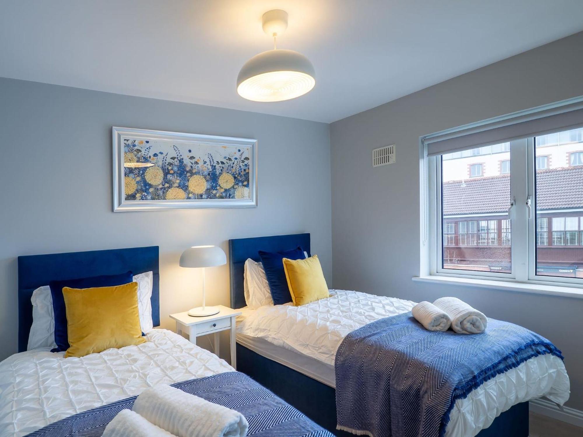Апартаменты Eve'S Townhouse Клифден Экстерьер фото